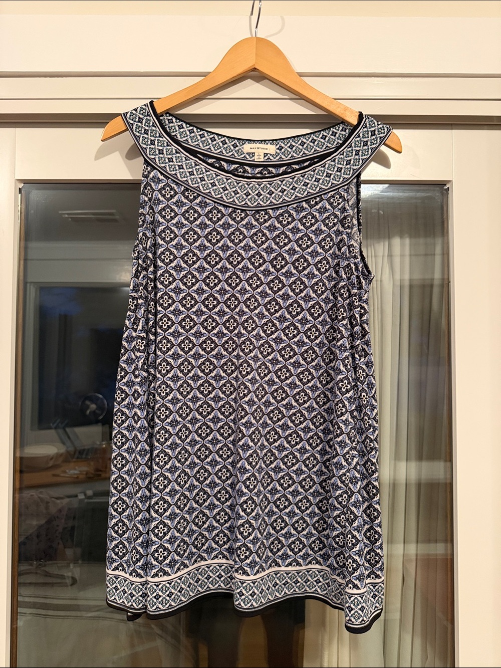 Max Studio Navy Blue and White Printed Sleeveless Tunic